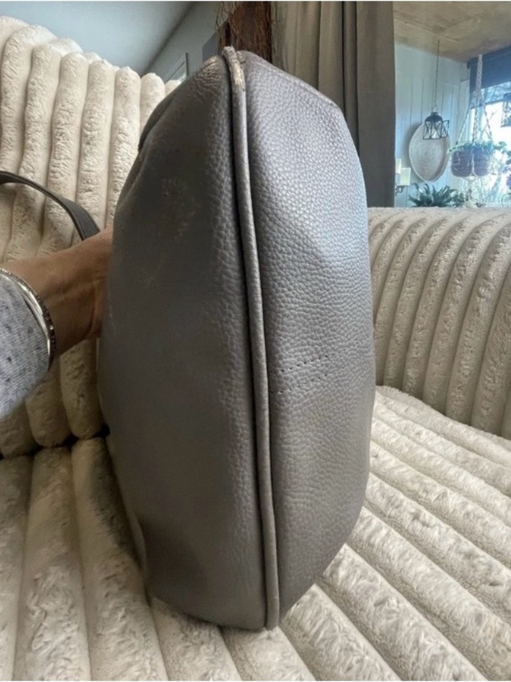 Rosetti Gray Pebbled Shoulder Bag with Front Zip Pocket - Picture 4 of 4